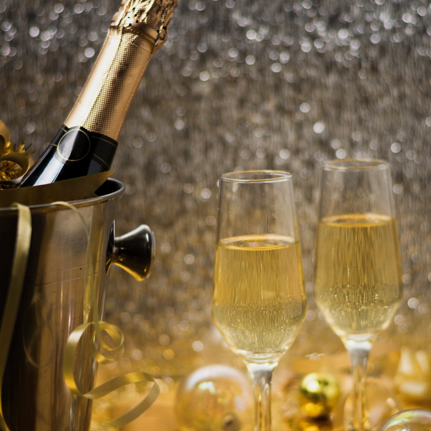 CHAMPAGNE